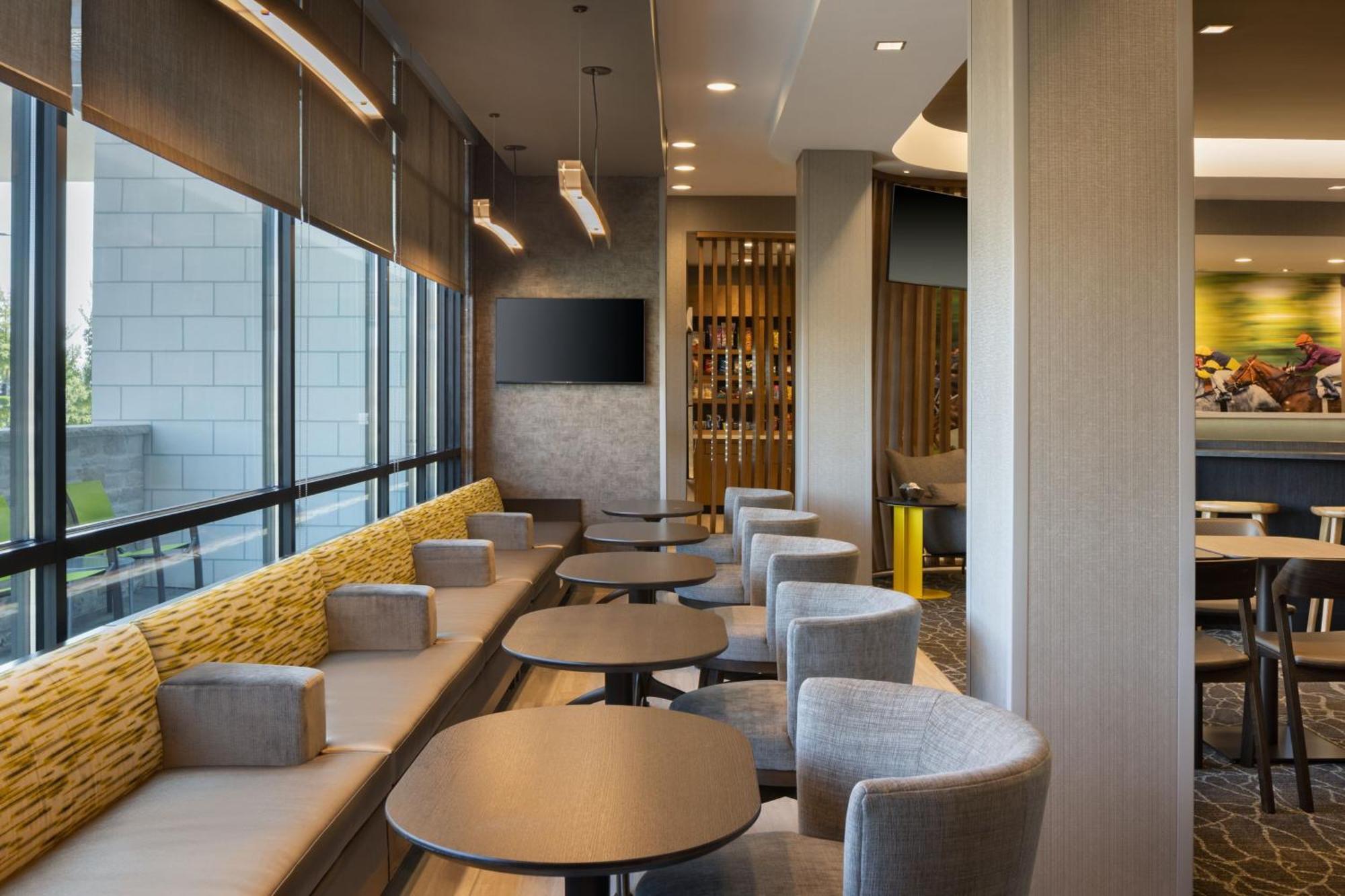 Springhill Suites By Marriott Μπόουλινγκ Γκριν Εξωτερικό φωτογραφία
