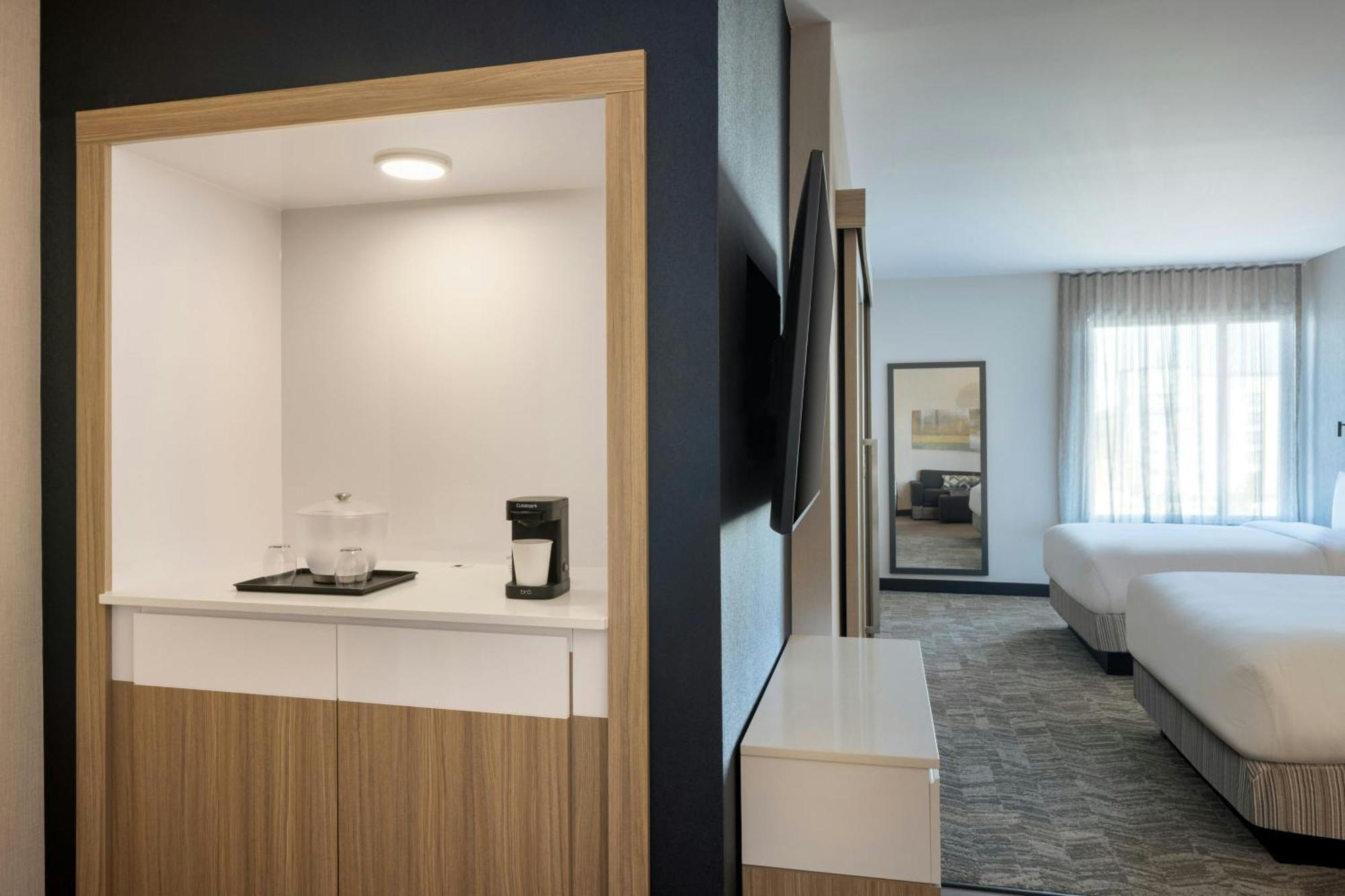 Springhill Suites By Marriott Μπόουλινγκ Γκριν Εξωτερικό φωτογραφία